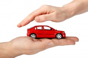 Wie en wat is verzekerd bij een B.A. autoverzekering ?